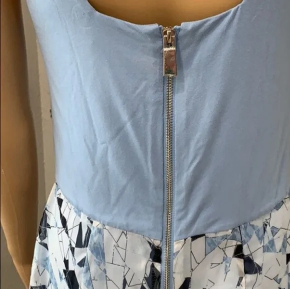 Vince Camuto Dress - Picture 7 of 7